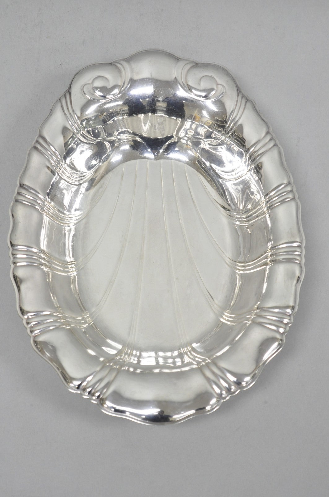 Vintage Rogers Bros "Neptune" 9312 Silver Plated Clam Shell Candy Dish Bowl