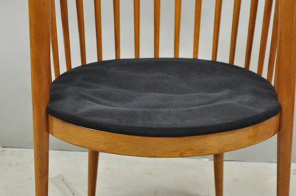 Vintage Postmodern Maple Wood Spindle Barrel Back Tapered Leg Lounge Arm Chair