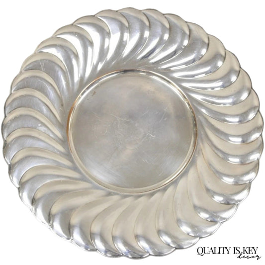 WM Rogers Waverly 3826 Scalloped Edge Round Silver Plated Serving Platter Tray