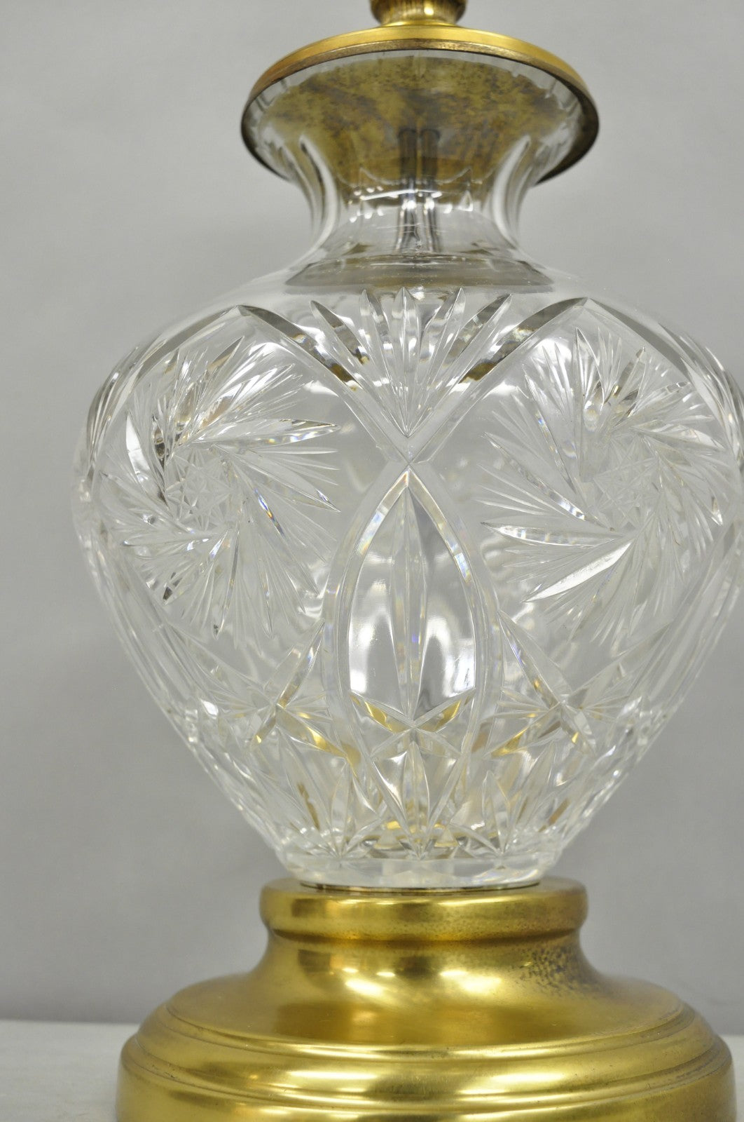 Vintage Victorian Style Etched Crystal Glass Ginger Jar Brass Table Lamp