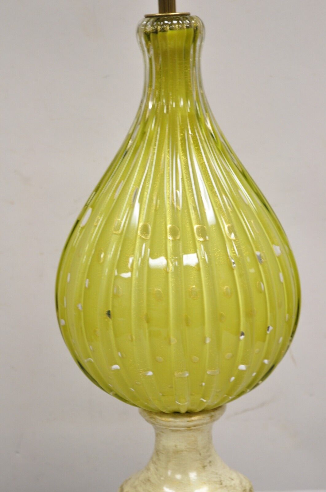 Vintage Mid Century Modern Italian Murano Green & Gold Blown Glass Table Lamp