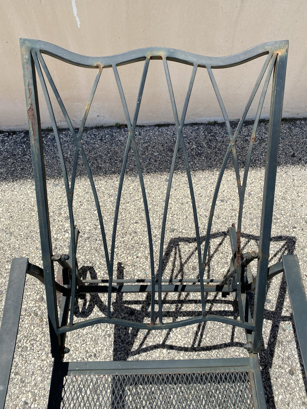 Woodard Style Wrought Iron Green Lattice Back Garden Patio Chaise Lounge Chair