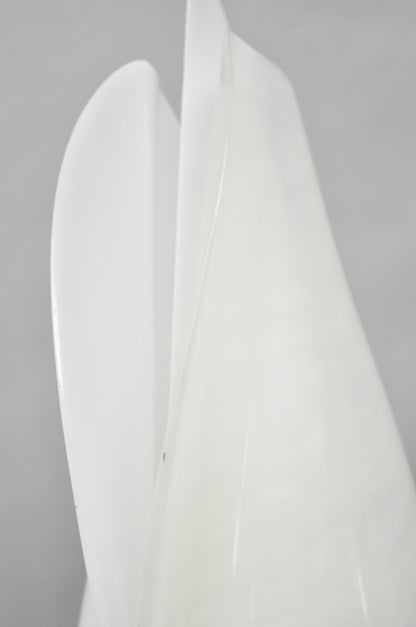 Vintage Roger Rougier White Acrylic Clam Shell Mid Century Modern Table Lamp