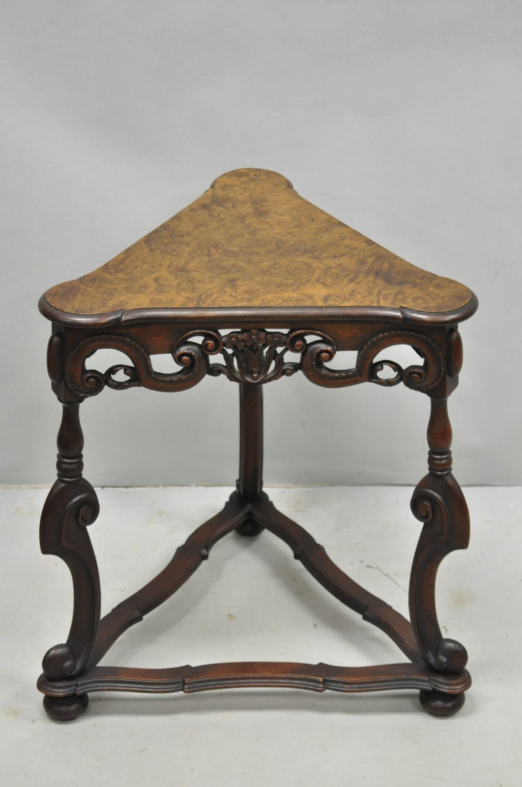 Antique Burl Walnut William & Mary Jacobean Triangular Accent Side Table