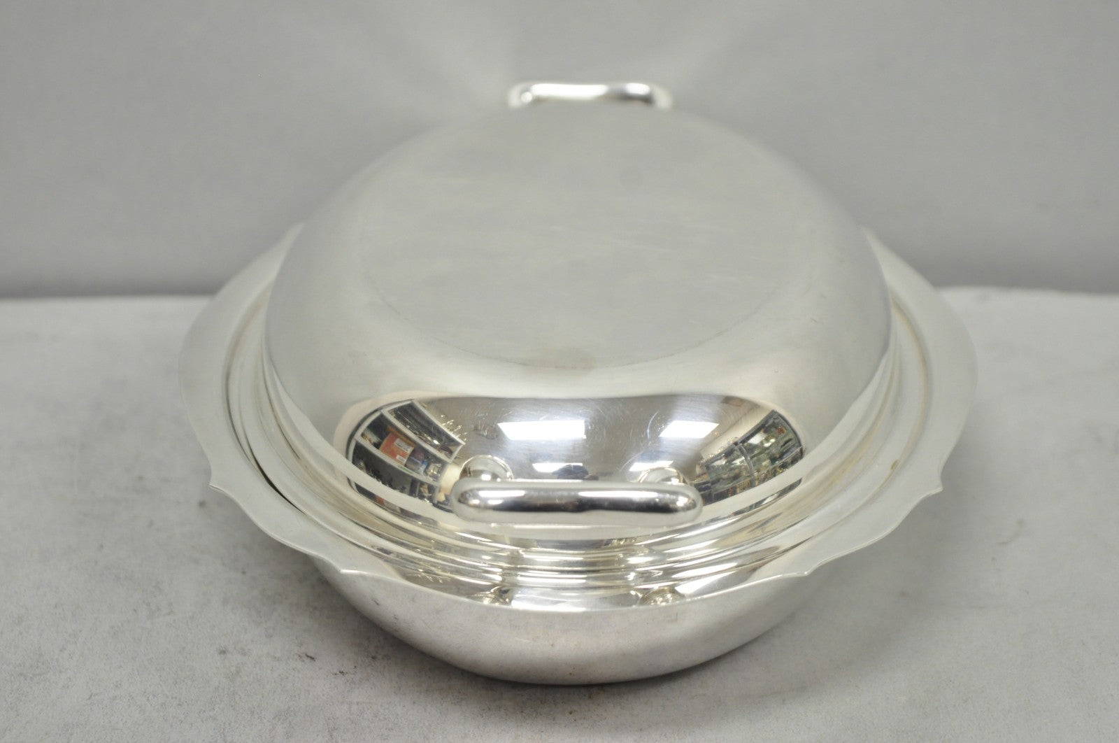Vintage Towle 4046 Silver Plated Oval Covered Vegetable Serving Dish Platter