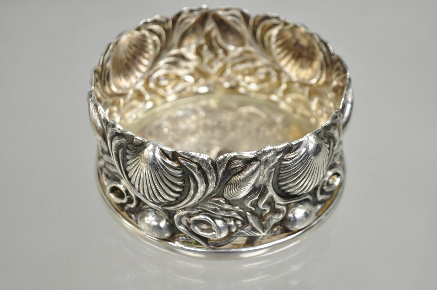 Vintage English Victorian Nautical Seashell Silver Plated Wine Bottle Coaster