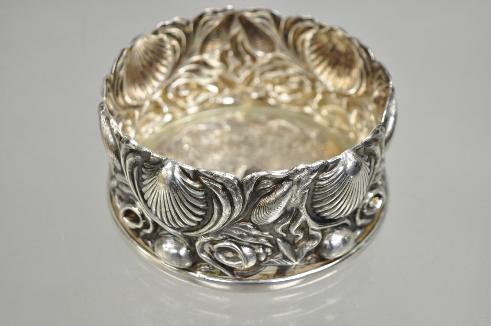 Vintage English Victorian Nautical Seashell Silver Plated Wine Bottle Coaster