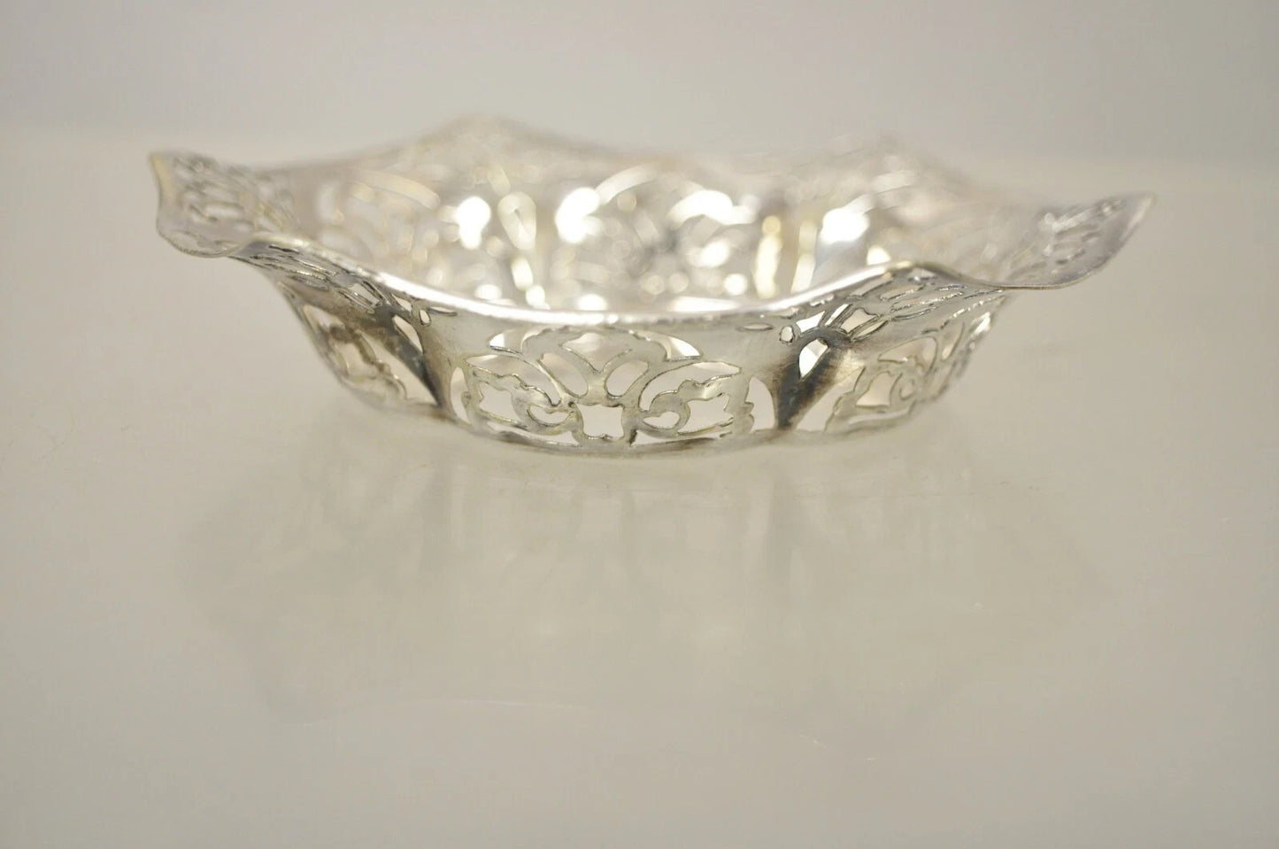 Vintage TBB England Victorian Silver Plated Small Pierced Trinket Nut Dish Bowl