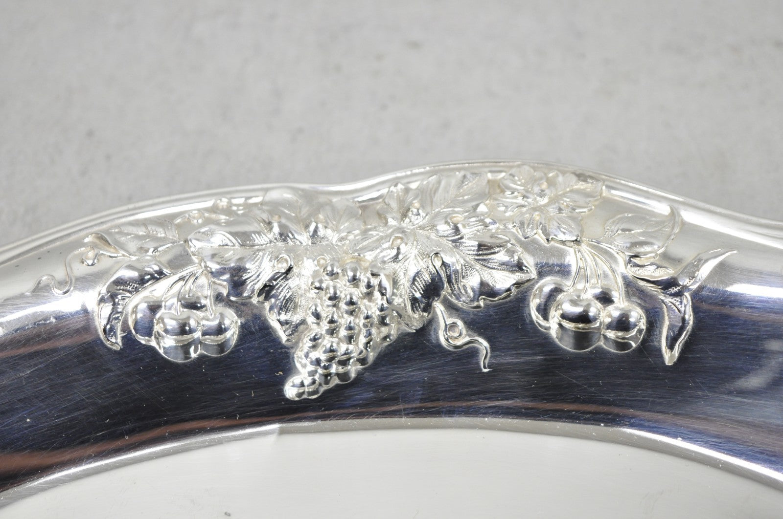 Superior Silver Grapevine Repousse Silver Plated Bread Plate Tray Trinket Dish