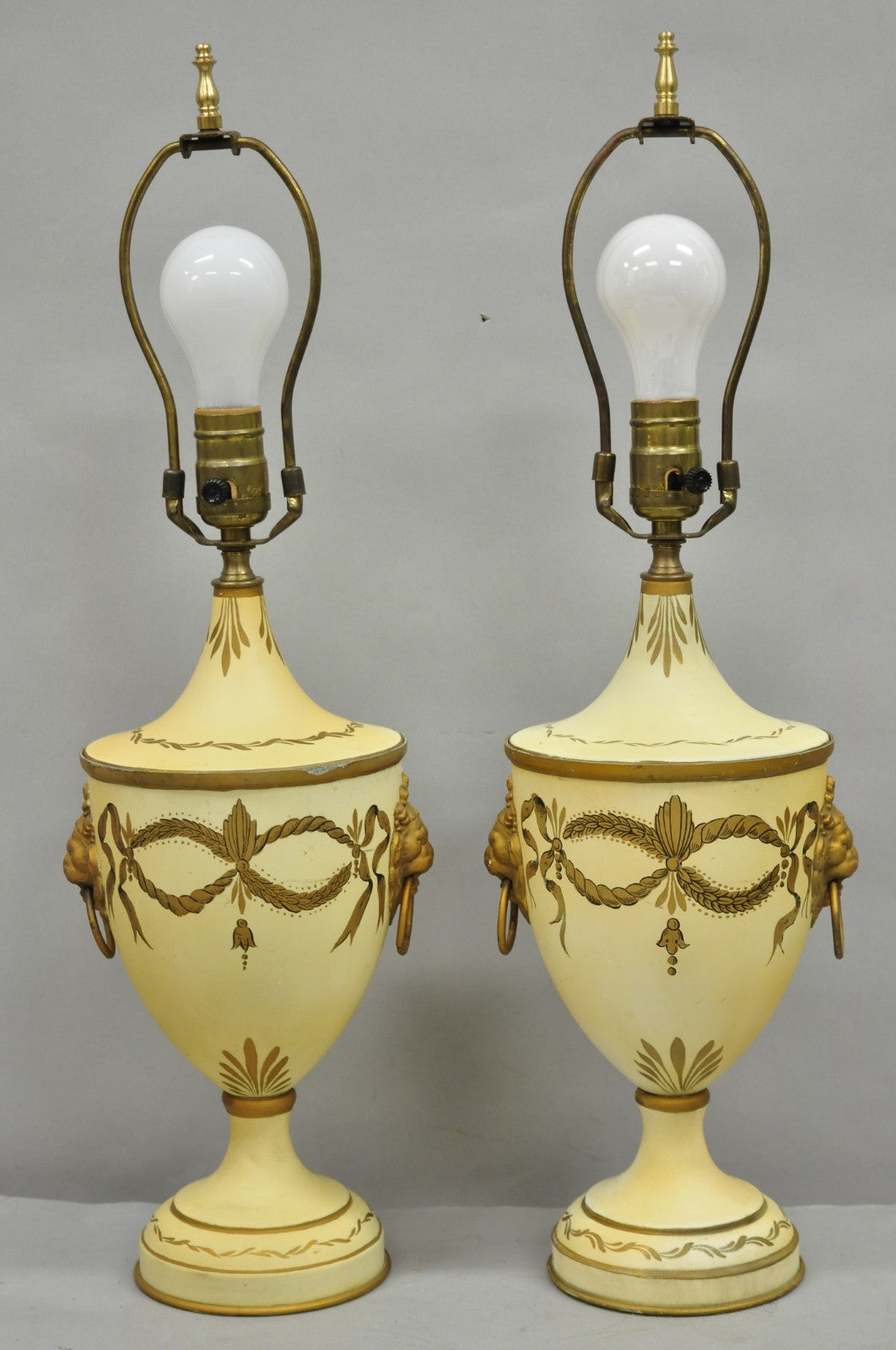 Vintage Italian Regency Tole Metal French Country Cream Gold Urn Table Lamp Pair