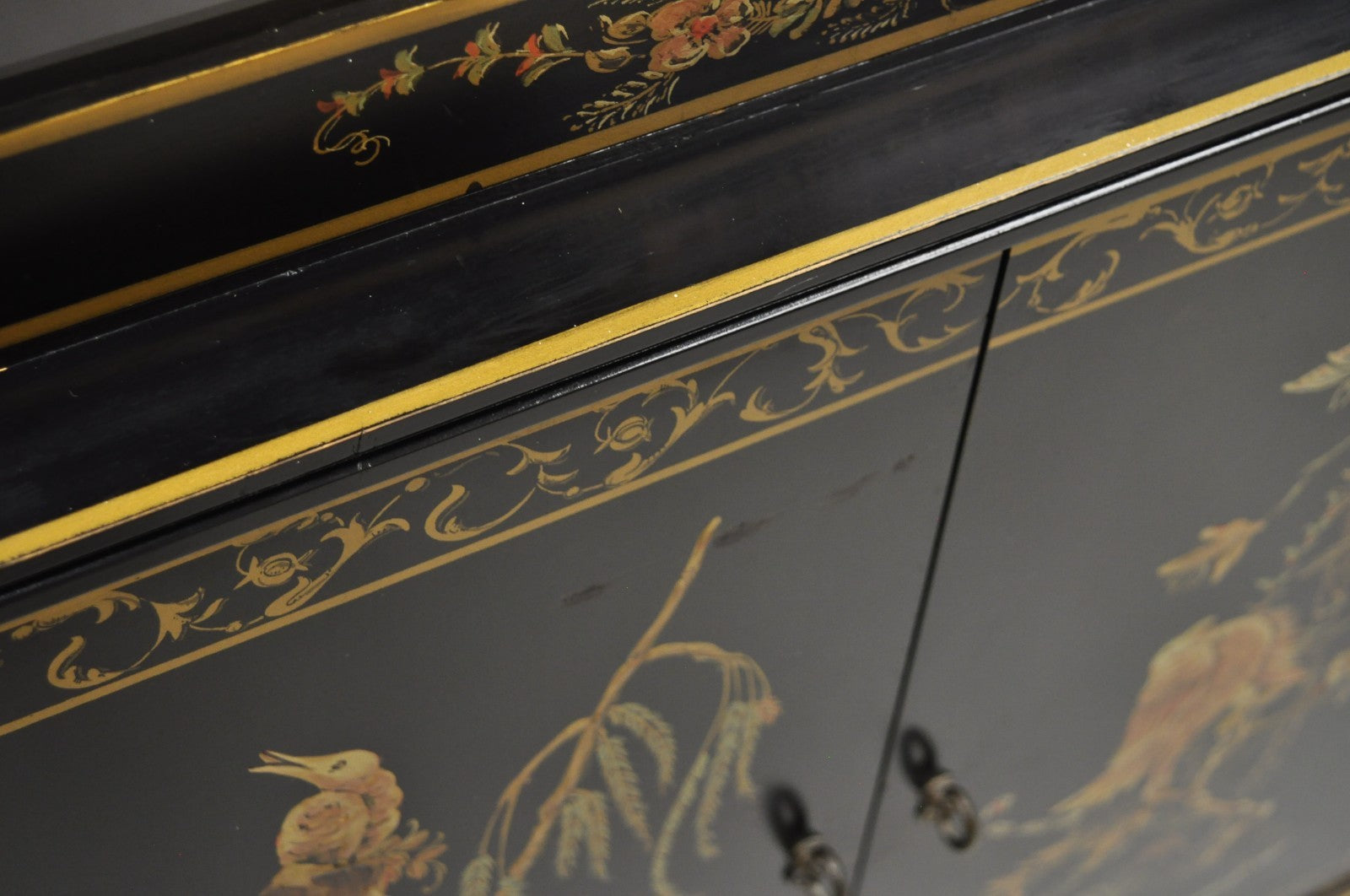 Drexel Et Cetera Chinoiserie Black Lacquer Decorated Breakfront China Cabinet