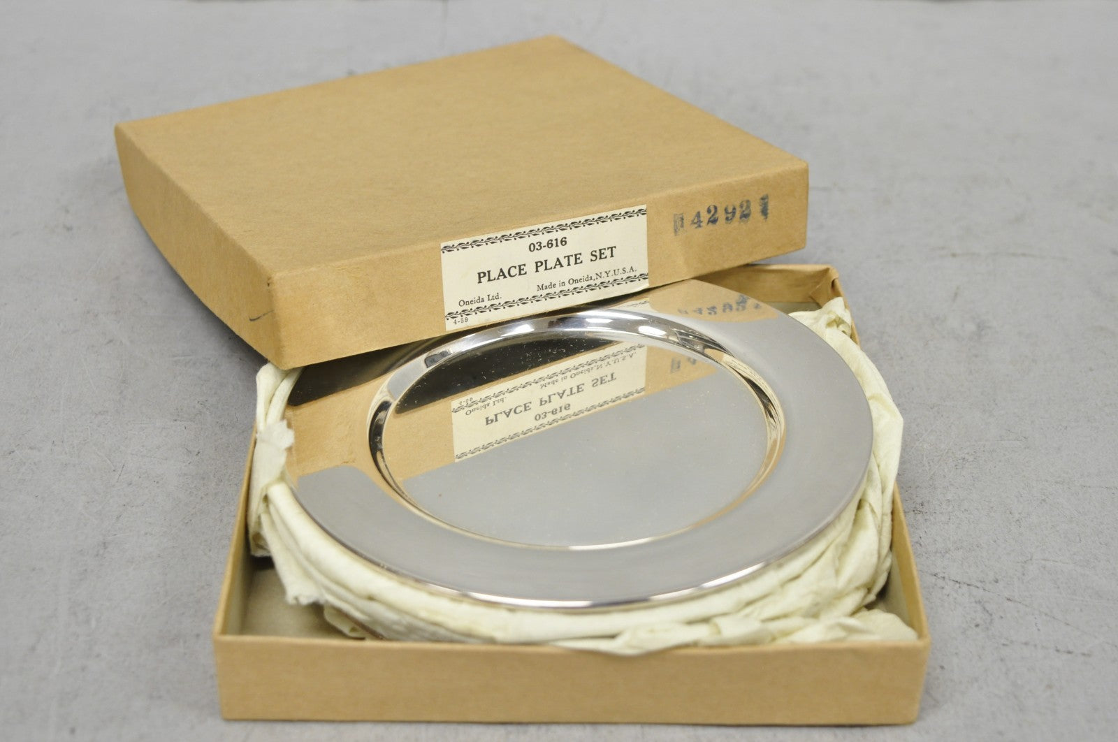 Vintage Oneida Mid Century Modern 6" Silver Plated Bread Dessert Plate, Set of 6