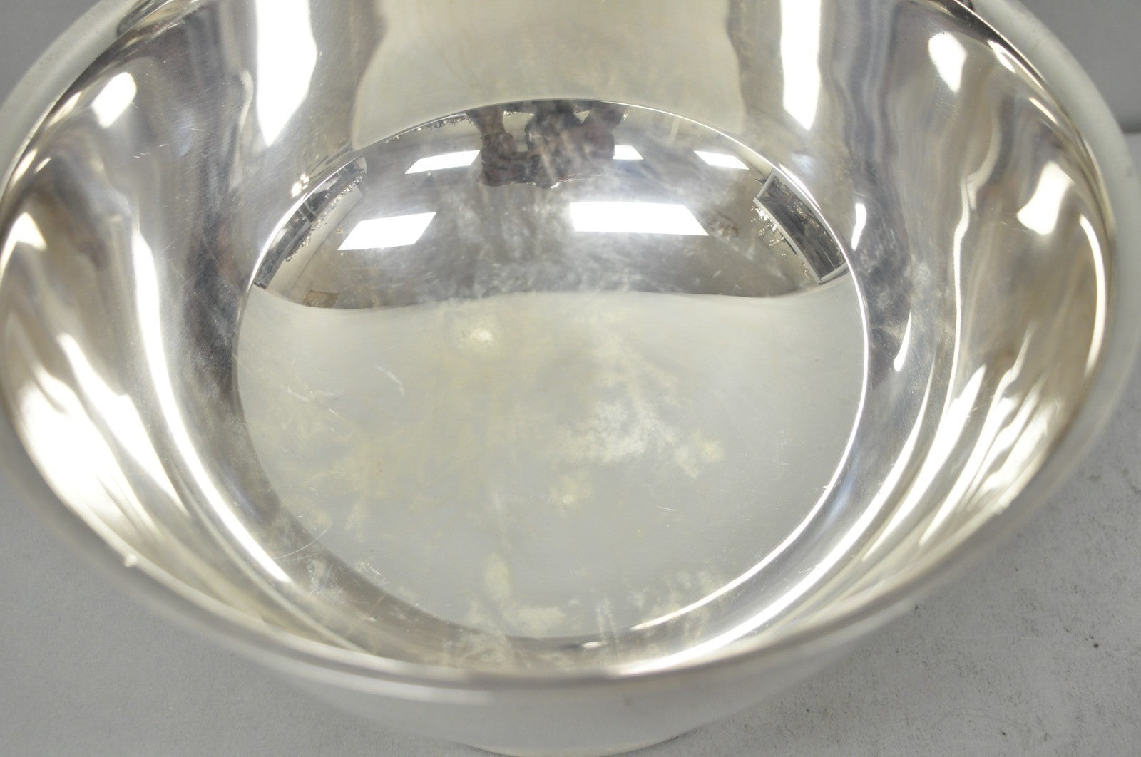 Vintage Mid Century Modern Towle Silver Plated 8.5" Round Footed Serving Bowl