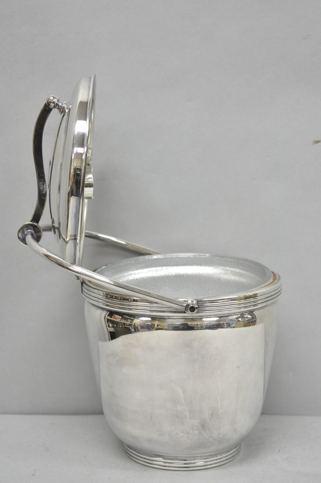 Mid Century Modern Sheffield Silver Plated Reticulating Hinge Ice Bucket w Tongs