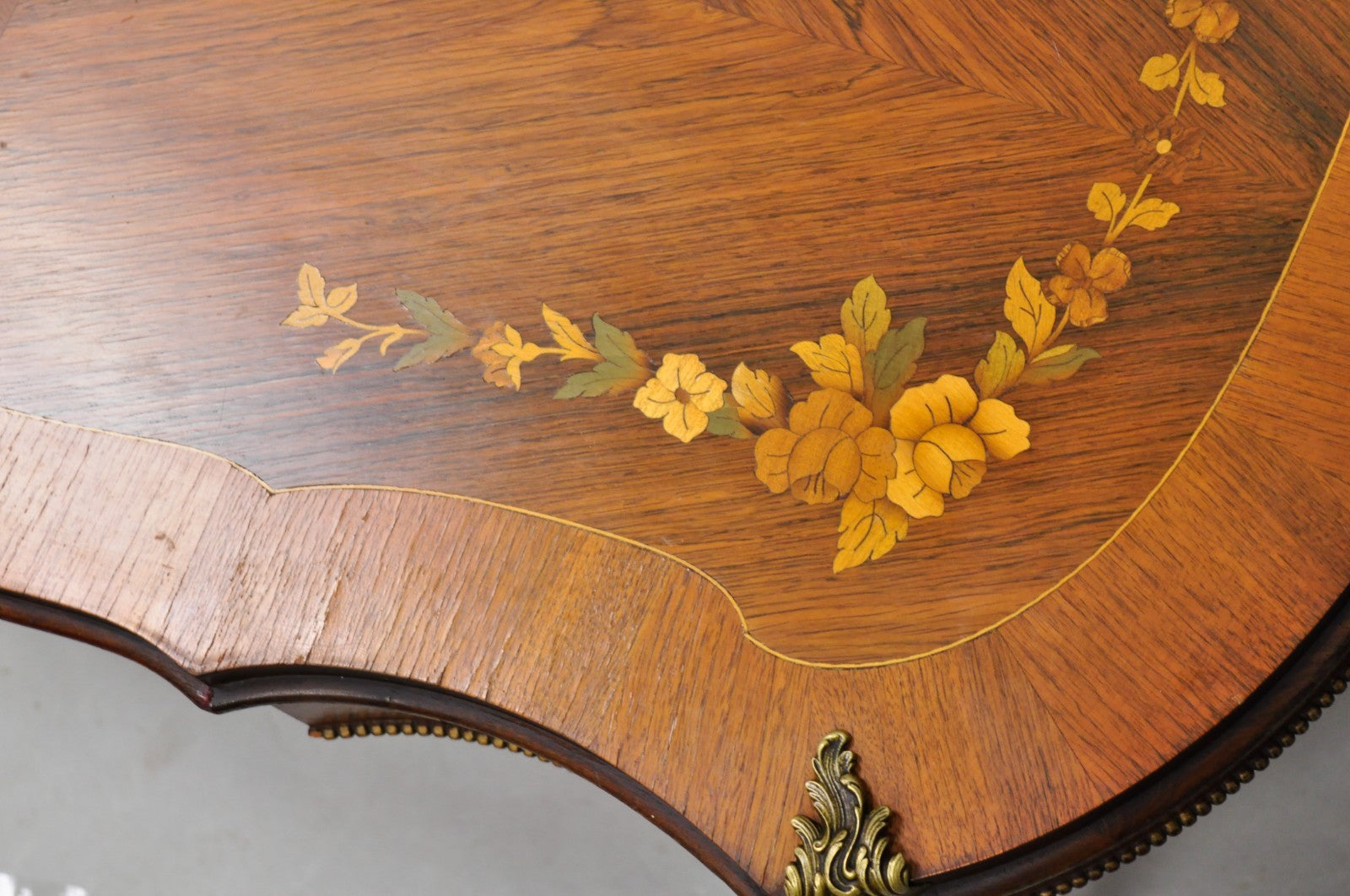 Antique French Louis XV Style Floral Inlay Walnut Coffee Table with Drawer