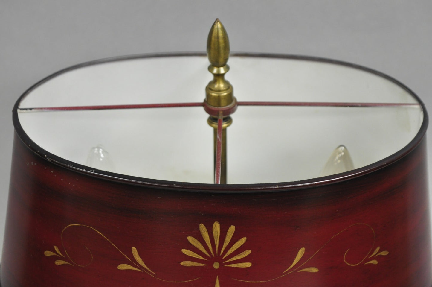 Vintage French Empire Red Painted Tole Metal Bouillotte Desk Table Lamp w/ Shade