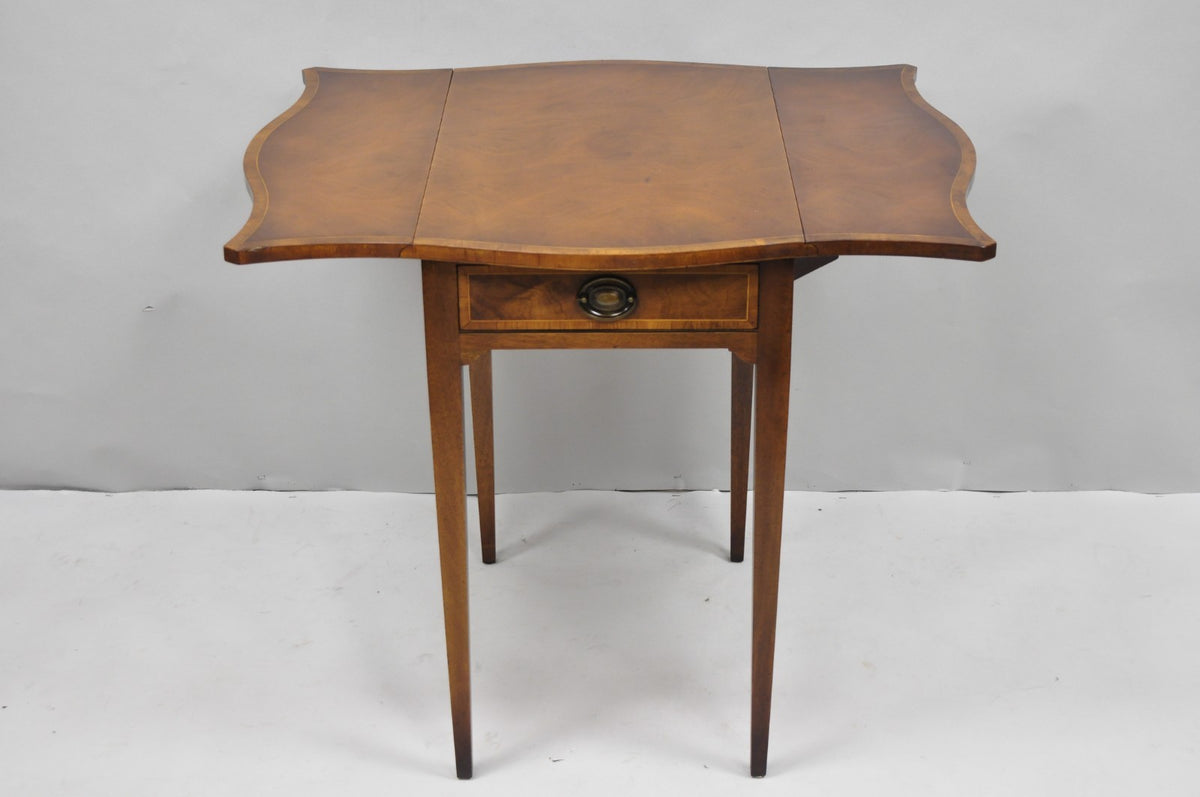 Vintage Baker Hepplewhite Style Mahogany Pembroke Dropleaf Lamp Side Table