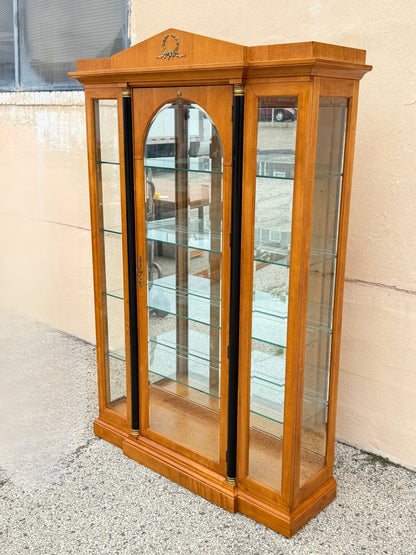 Thomasville Grand Classics Neoclassical Cherry Biedermeier Curio China Cabinet B
