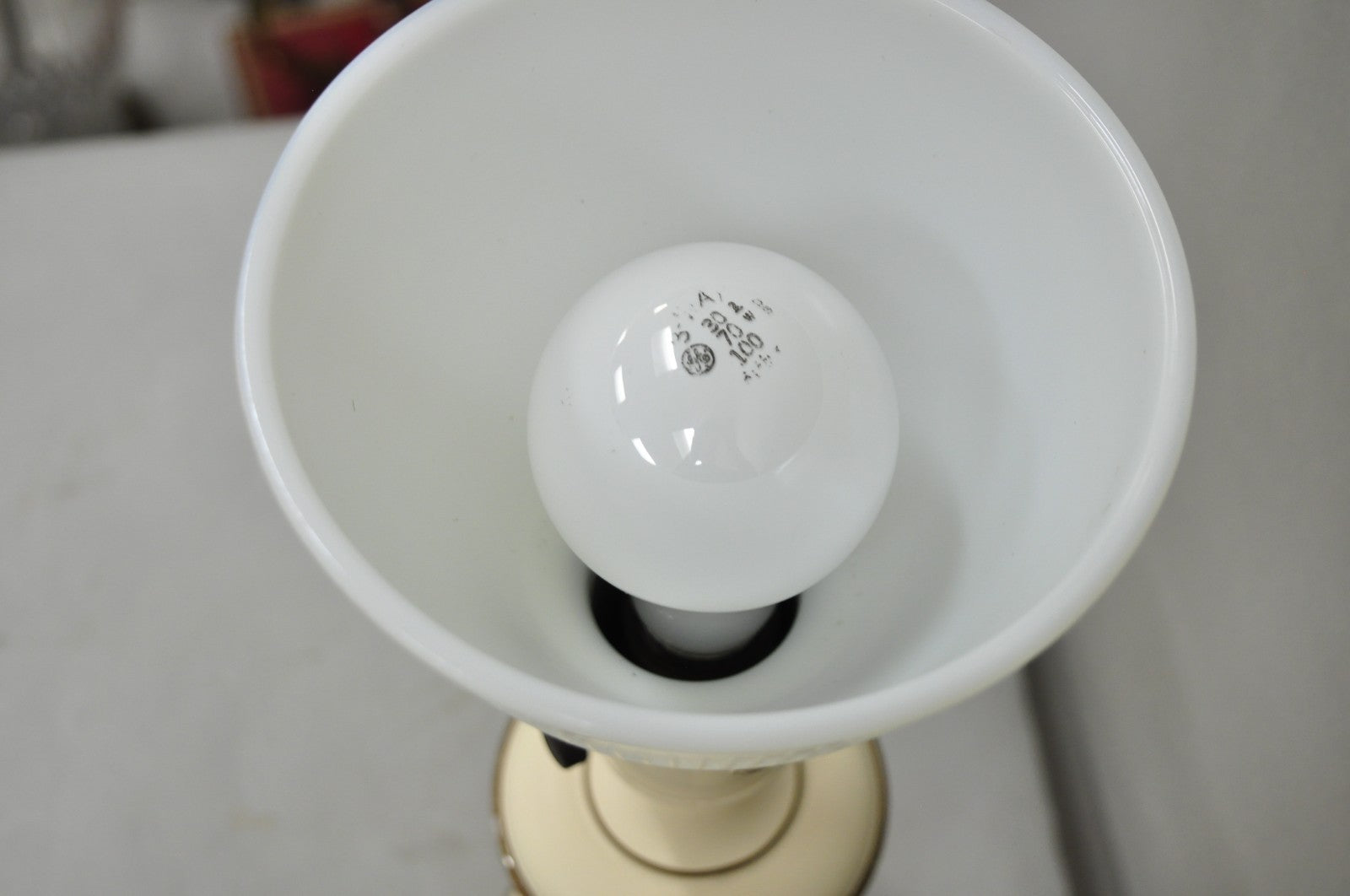 Vintage French Country Style Small White Tole Metal Boudoir Table Lamp w/ Shade