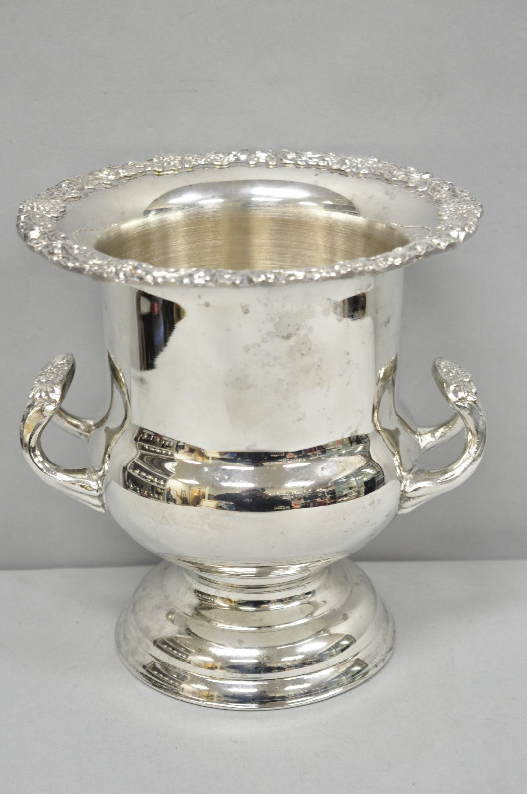 Vintage Victorian Silver Plated Trophy Cup Urn Champagne Chiller Bar Ice Bucket