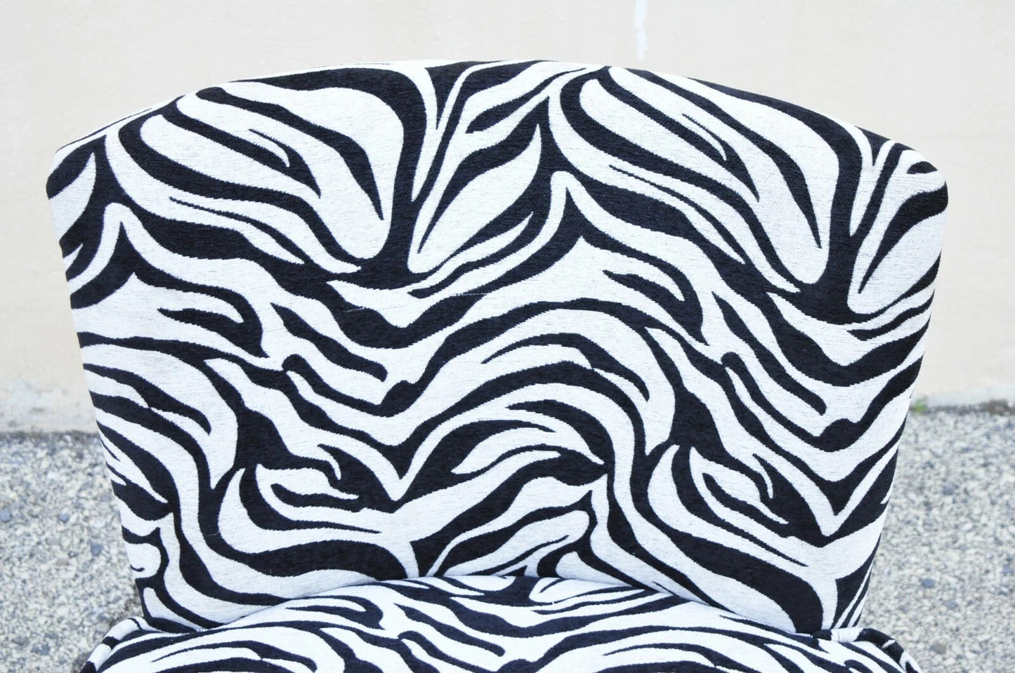 Contemporary Modern Zebra Print Upholstered Round Swivel Club Lounge Chair