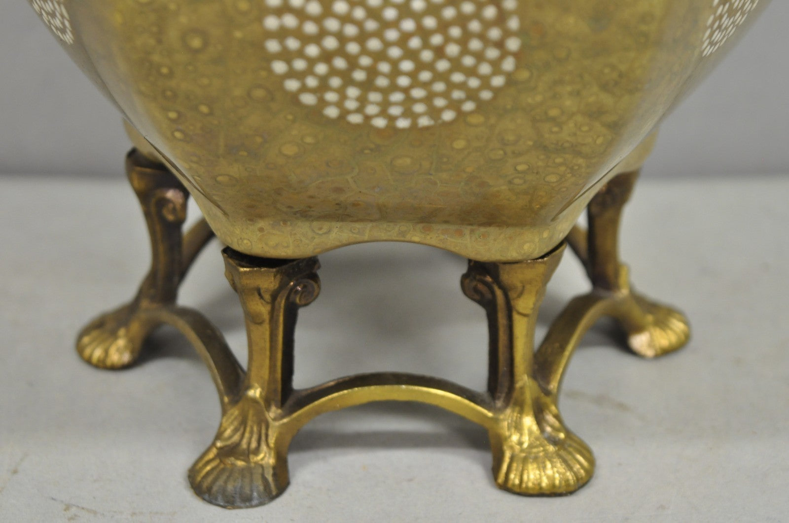 Vintage Oriental Small Porcelain Gold Oil Drop Painted Boudoir Table Lamp