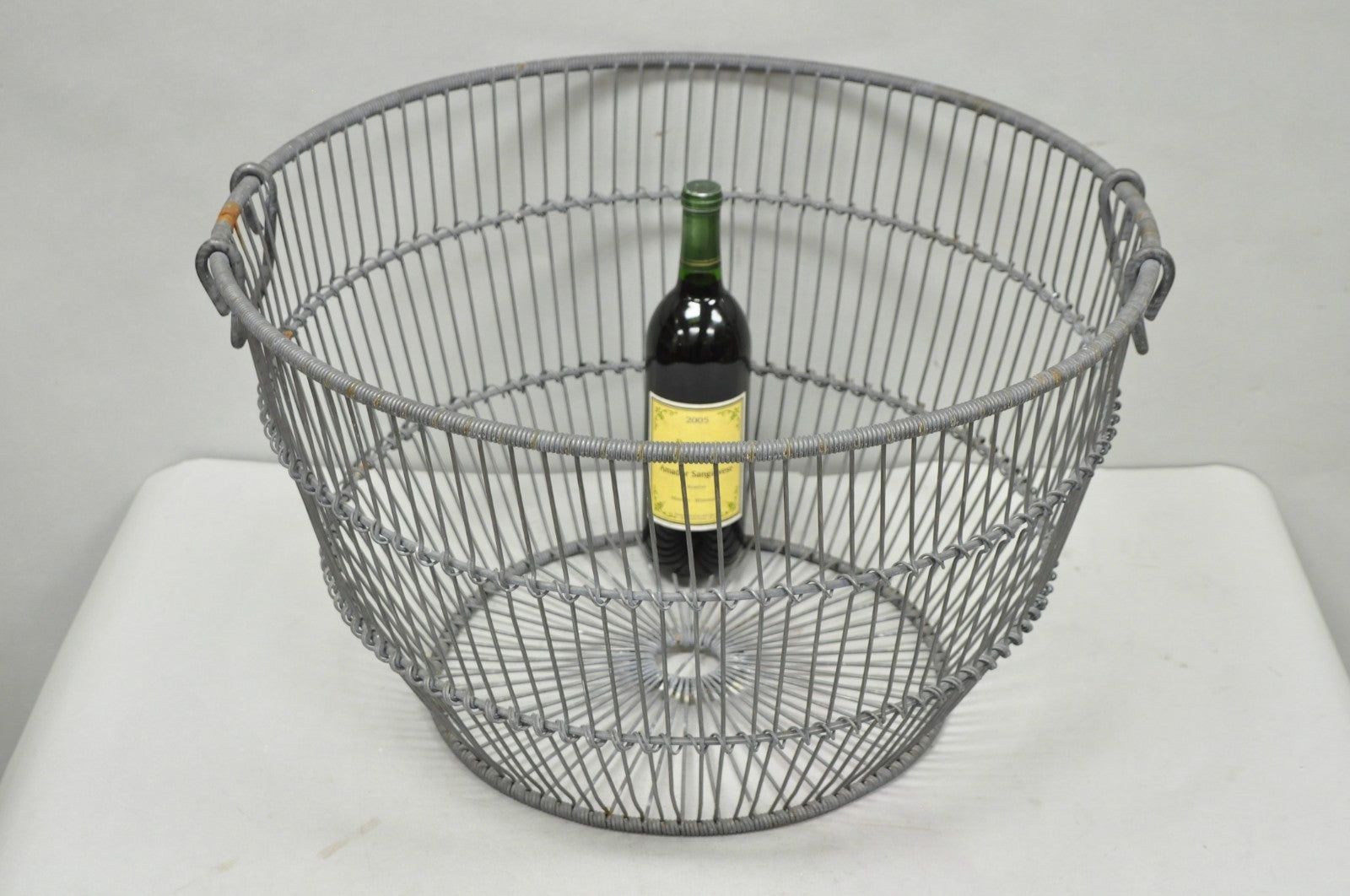 Vintage Industrial Modern Large 24" Metal Wire Oyster Clam Throw Blanket Basket