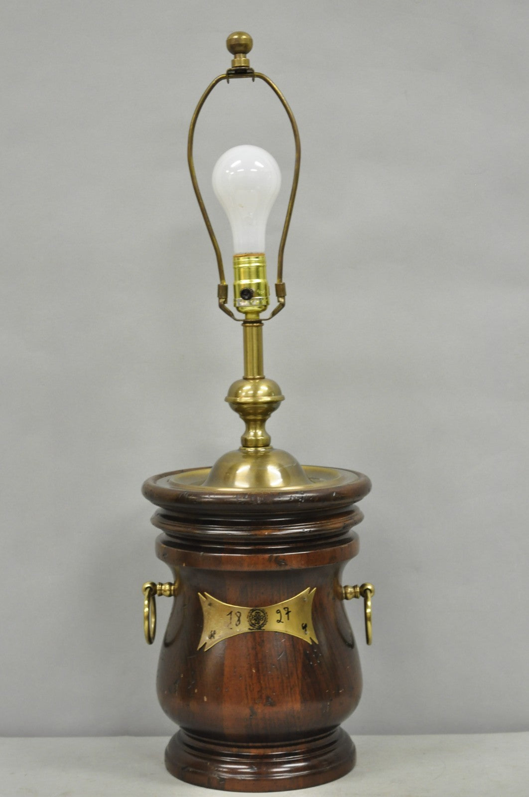 Vintage Frederick Cooper Colonial Style Solid Pine Wood Barrel Brass Table Lamp