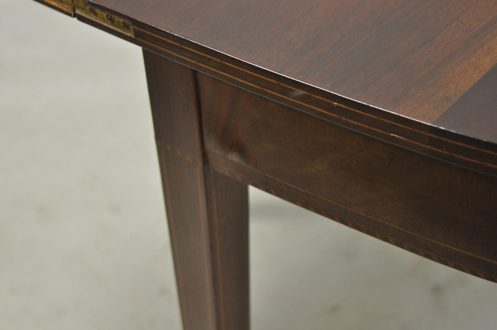 Antique Sheraton Federal Mahogany Urn Inlay Flip Serpentine Console Game Table