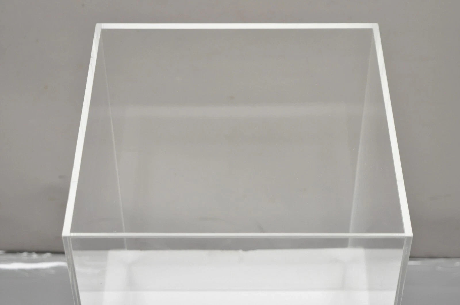 5 Sided 18" Clear Acrylic Lucite Vitrine Display Case Christine Taylor Coll.