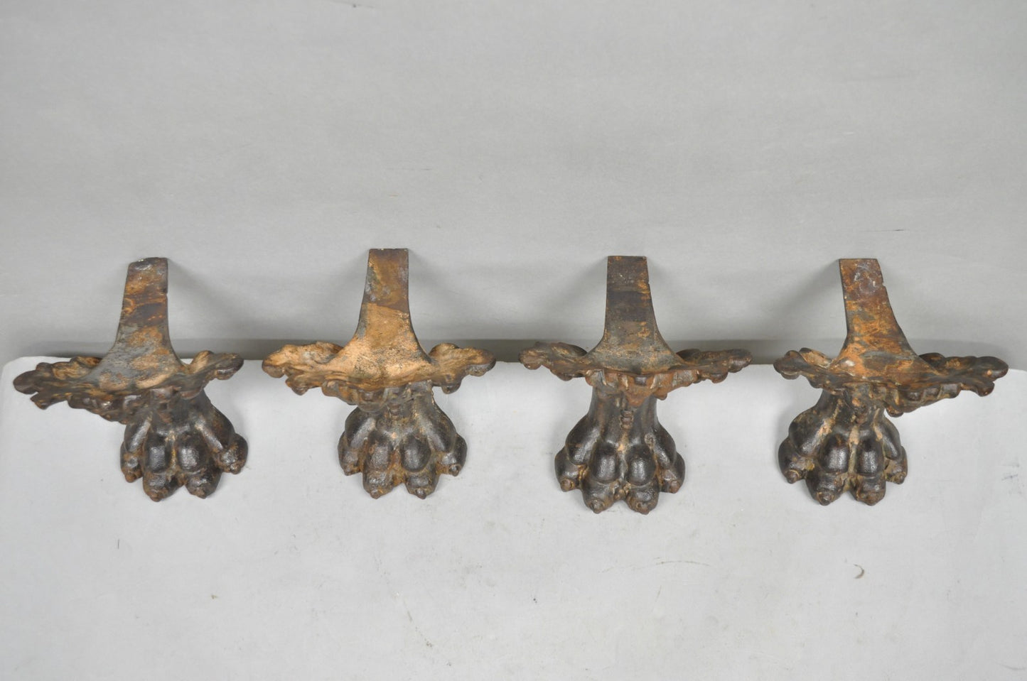 Victorian Style Cast Iron Bathtub Lion Claw Foot Paw Feet Floral Design 4 Pc Set