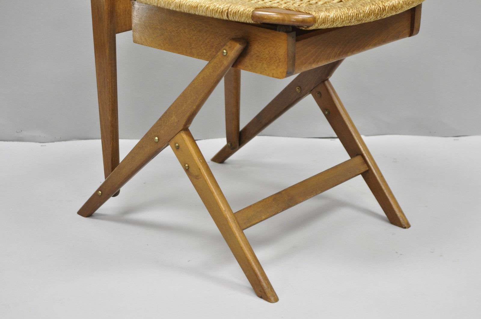 Vintage Mid Century Italian Style Modern Beech Wood Clothing Valet Chair Seat, B