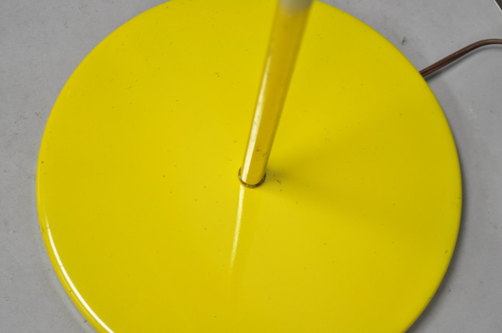 Vintage Mid Century Modern Kurt Versen Style Yellow Gooseneck Saucer Floor Lamp