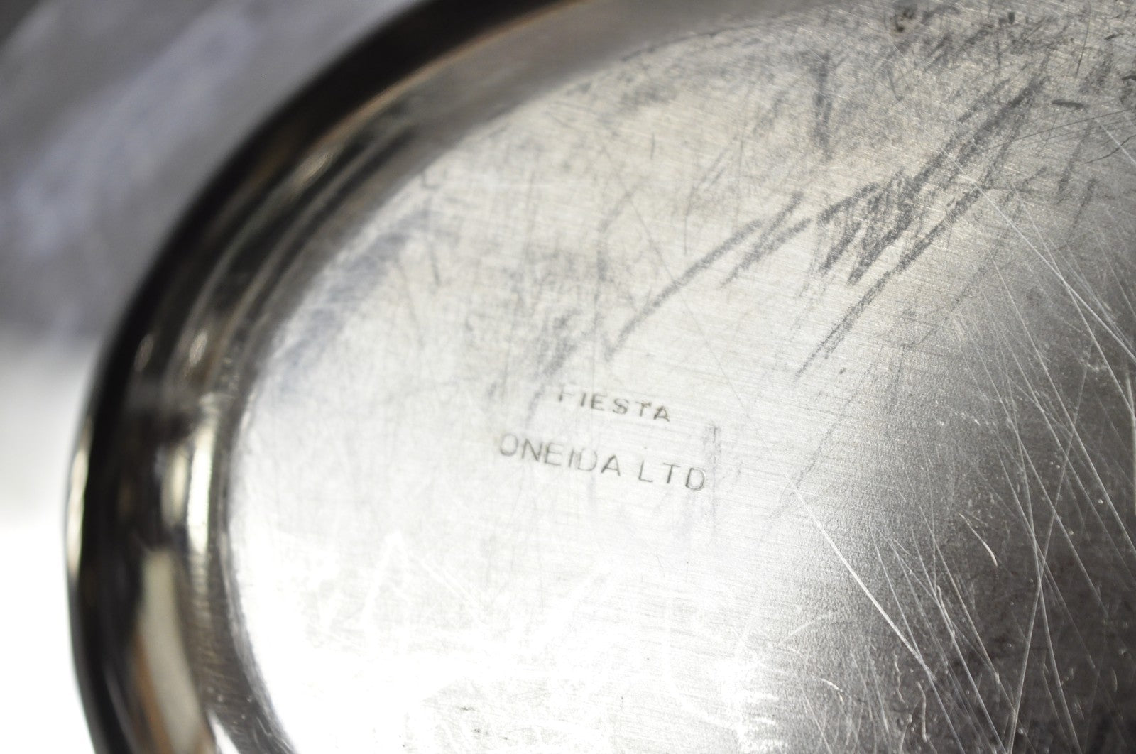 Vintage Oneida Fiesta Silver Plated Oval Covered Vegetable Serving Dish Platter