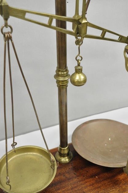 Antique W.& T. Avery English Victorian Brass & Mahogany Balance Beam Scale