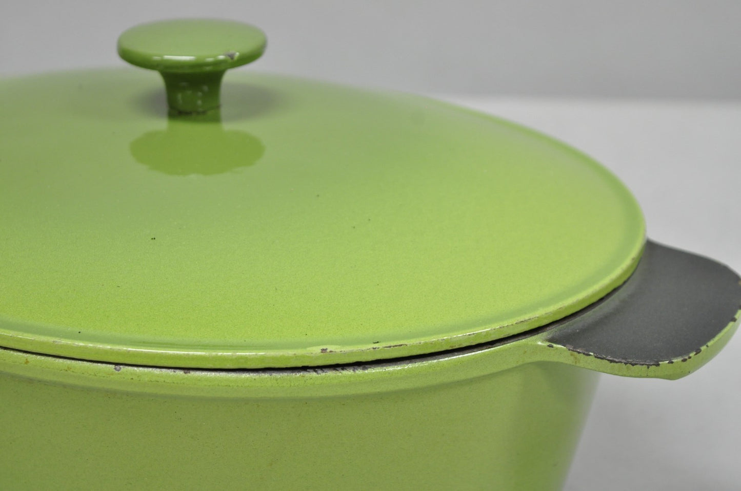 Vintage Cast Iron Dutch Oven Made in France 20538 Green Casserole Pot w/ Lid