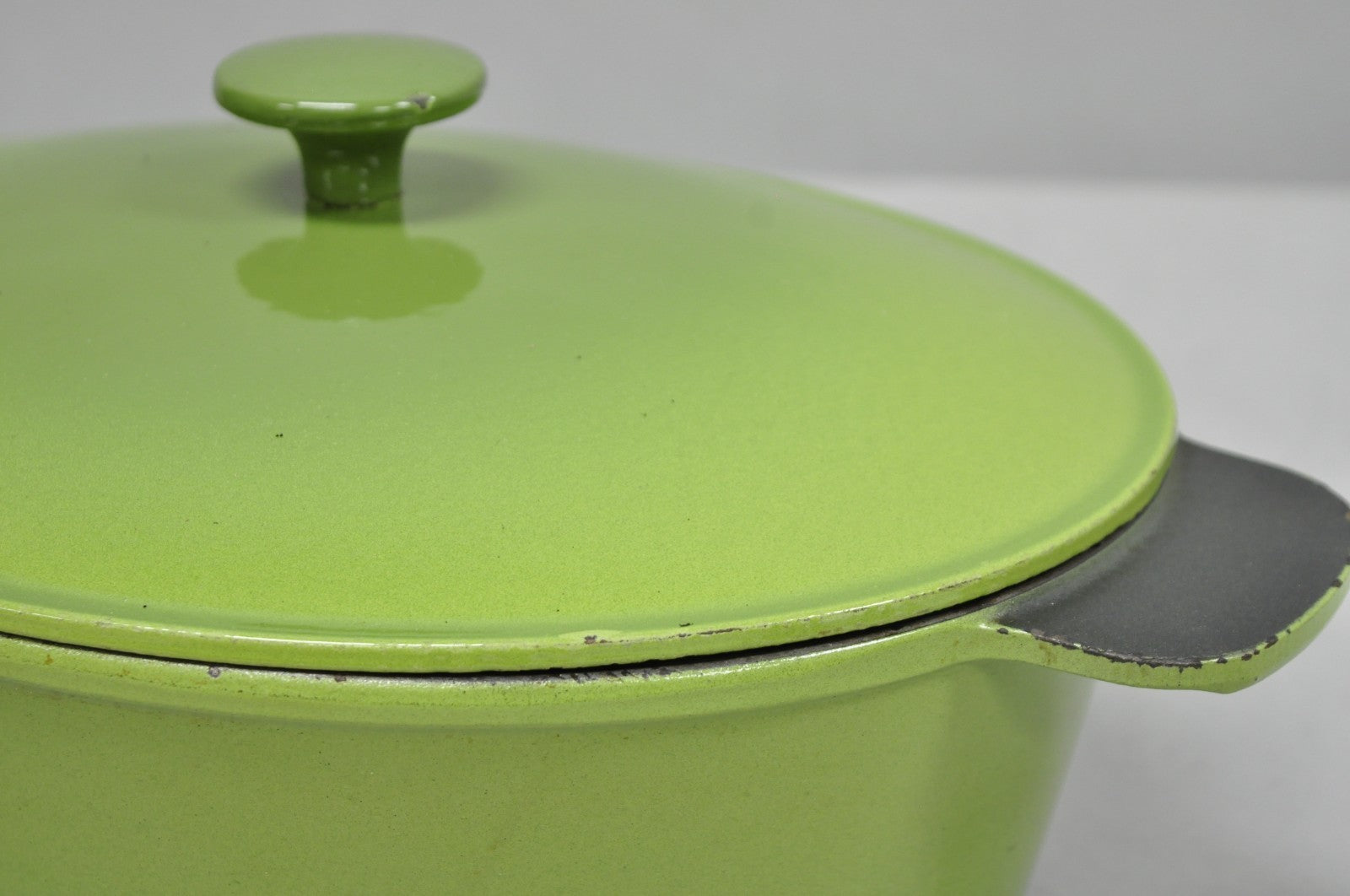 Vintage Cast Iron Dutch Oven Made in France 20538 Green Casserole Pot w/ Lid