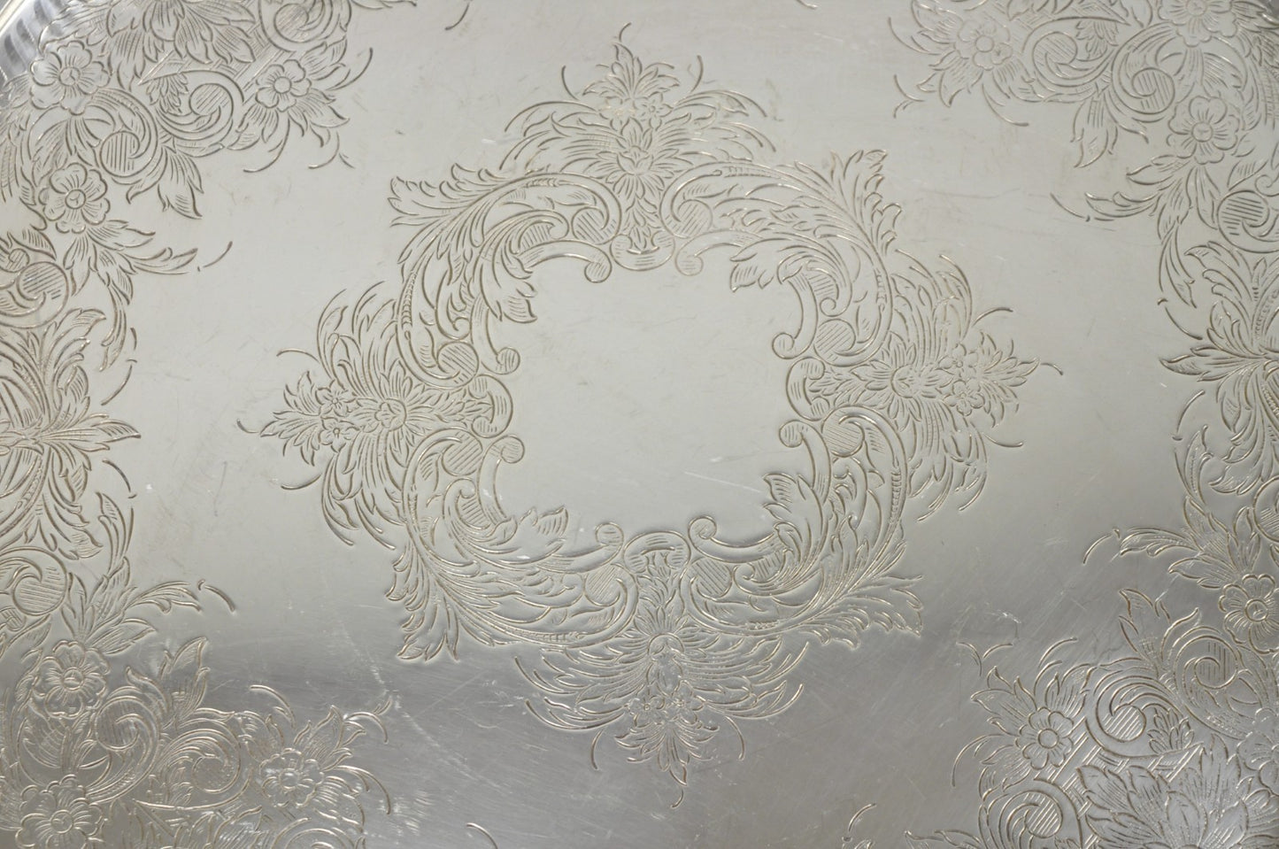 Webster Wilcox "Brandon Hall" 7572G Silver Plated Reticulated 15" Round Bar Tray