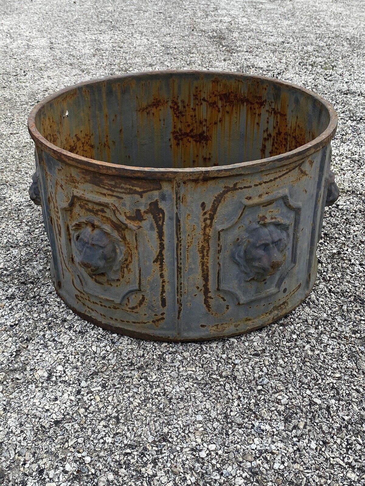 Cast Iron English Style 20" Round Lion Heads Black Outdoor Garden Planter Pot