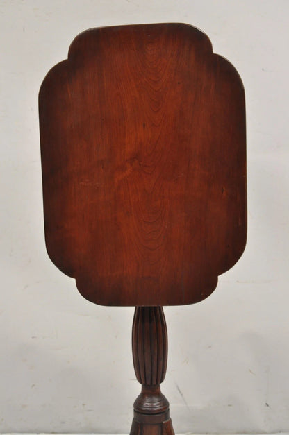 Antique American Sheraton Mahogany Tilt Top Side Tea Table Candle Stand