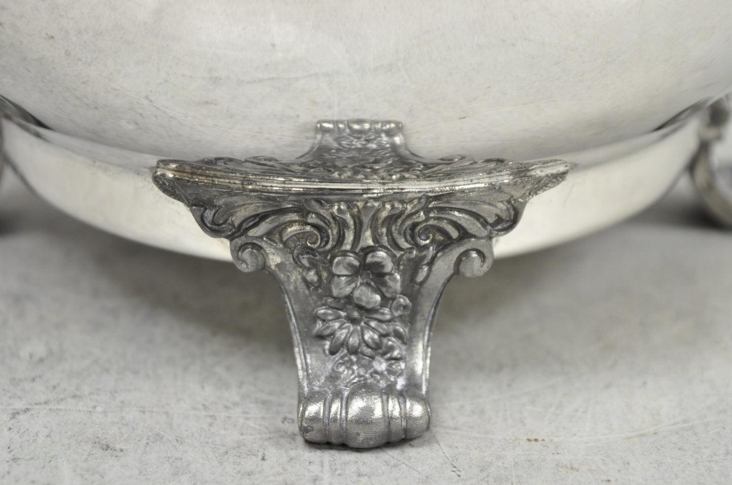 Vintage Victorian Silver Plated Footed and Covered Lidded Bar Ice Bucket