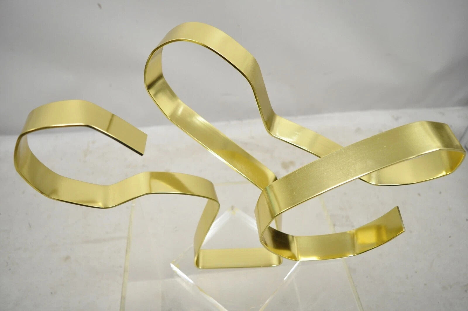Vintage Dan Murphy 1976 Brass Ribbon Modern Abstract Sculpture on Lucite Base