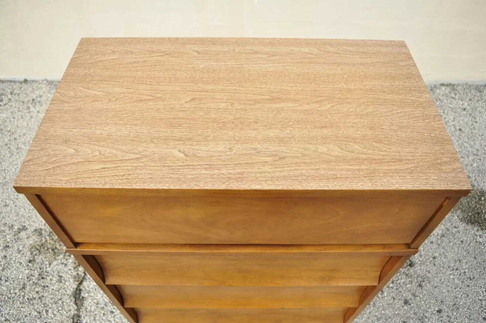 Johnson Carper Mid Century Modern Walnut Formica Top 4 Drawer Chest Dresser