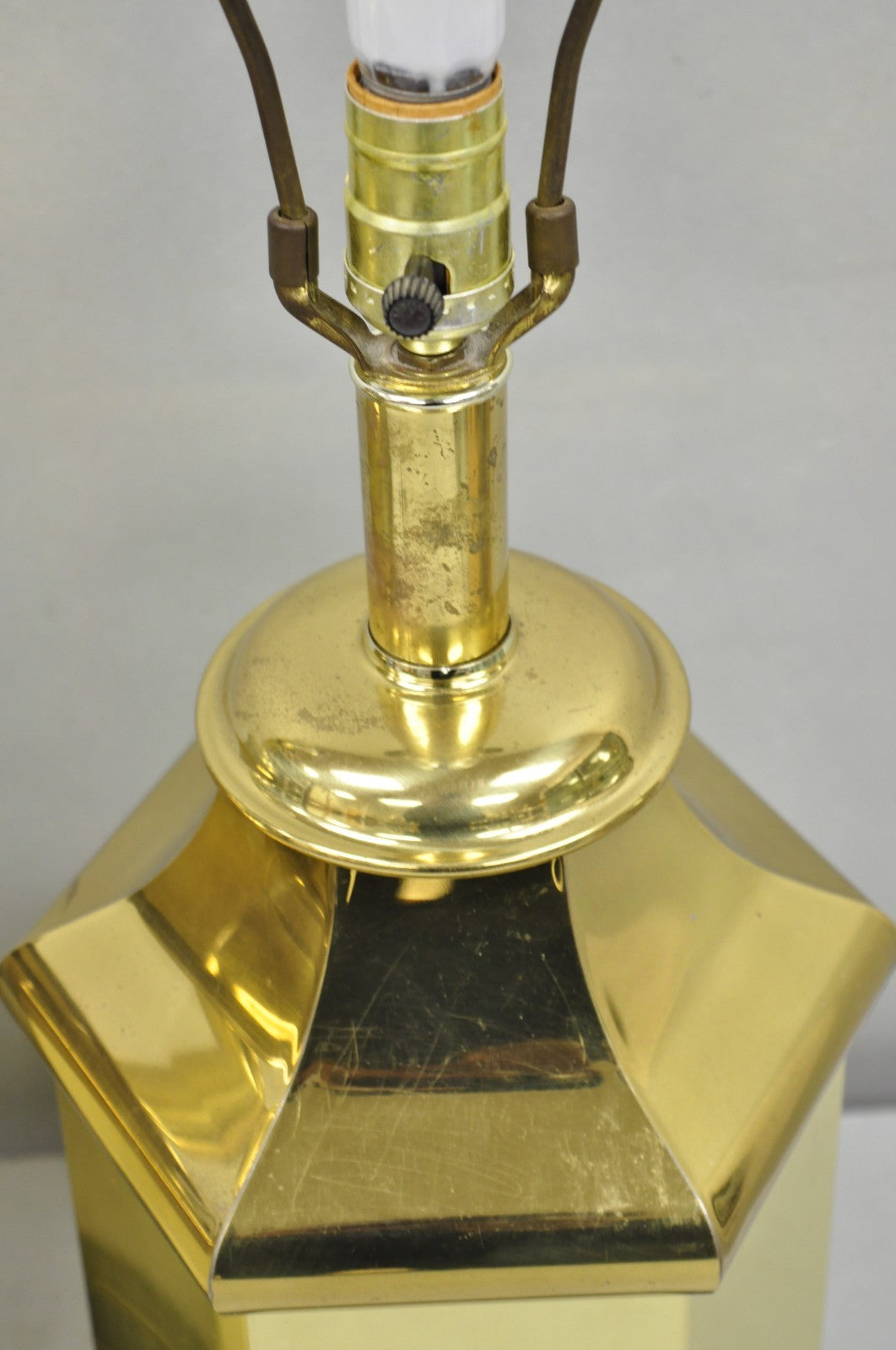 Vintage Chinoiserie Brass Hexagonal Oriental Ginger Jar Table Lamps - a Pair