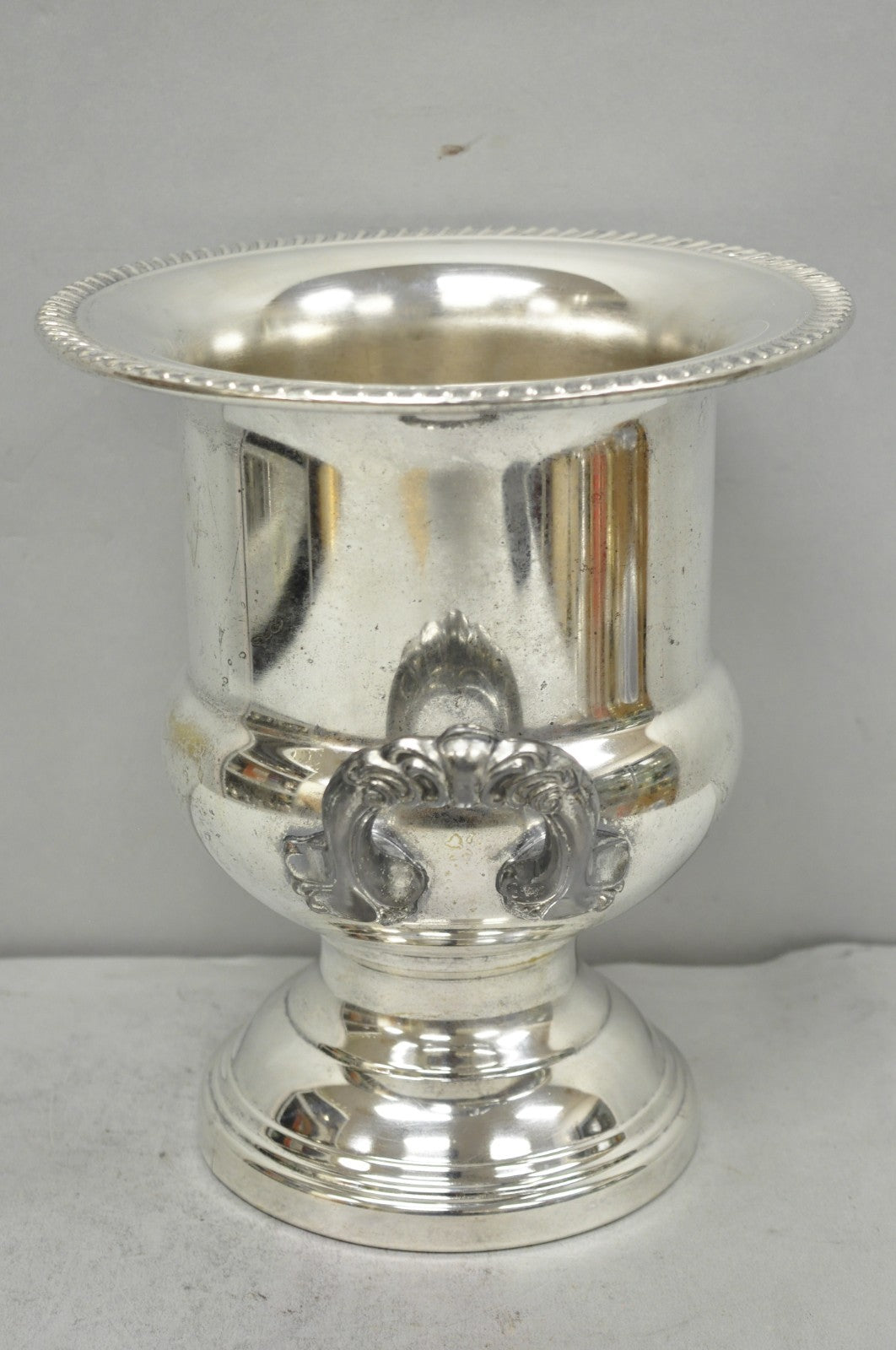 Vintage Leonard Silver Plated Trophy Cup Urn Champagne Chiller Bar Ice Bucket