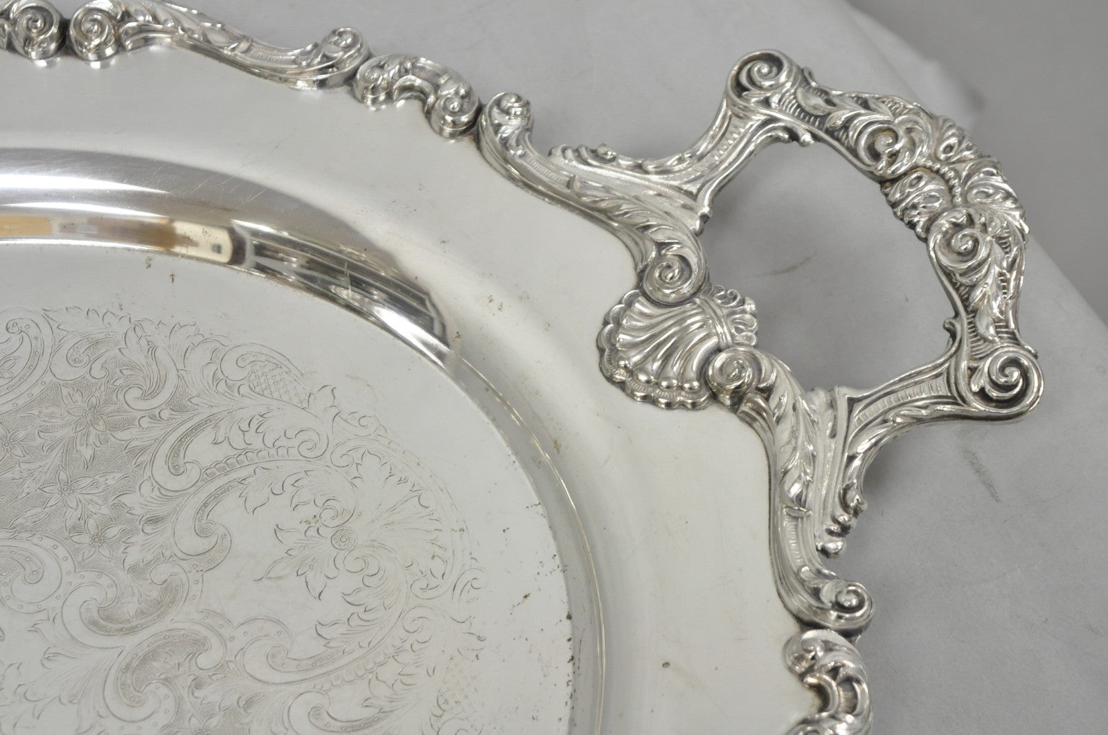 Vintage English Silver Mfg. Silver Plated Large Oval Butlers Platter Bar Tray