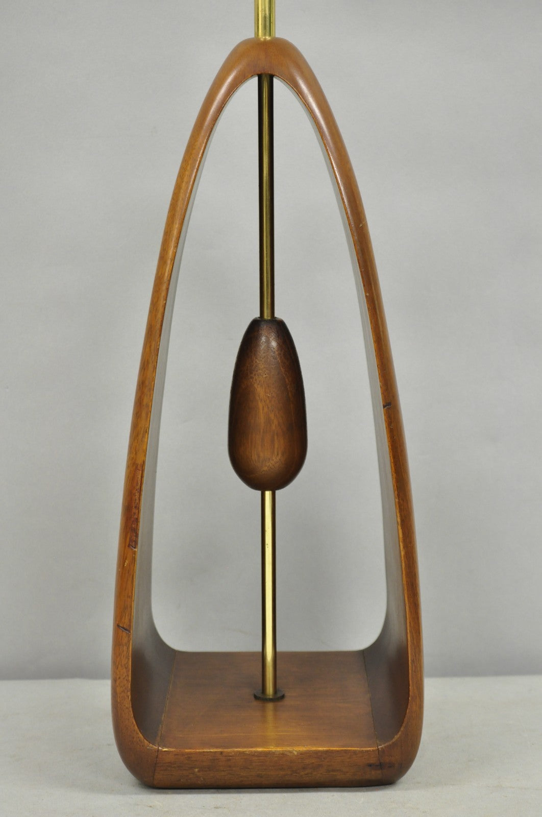 Vintage Modeline Mid Century Modern Sculpted Walnut Pull Chain Table Lamp