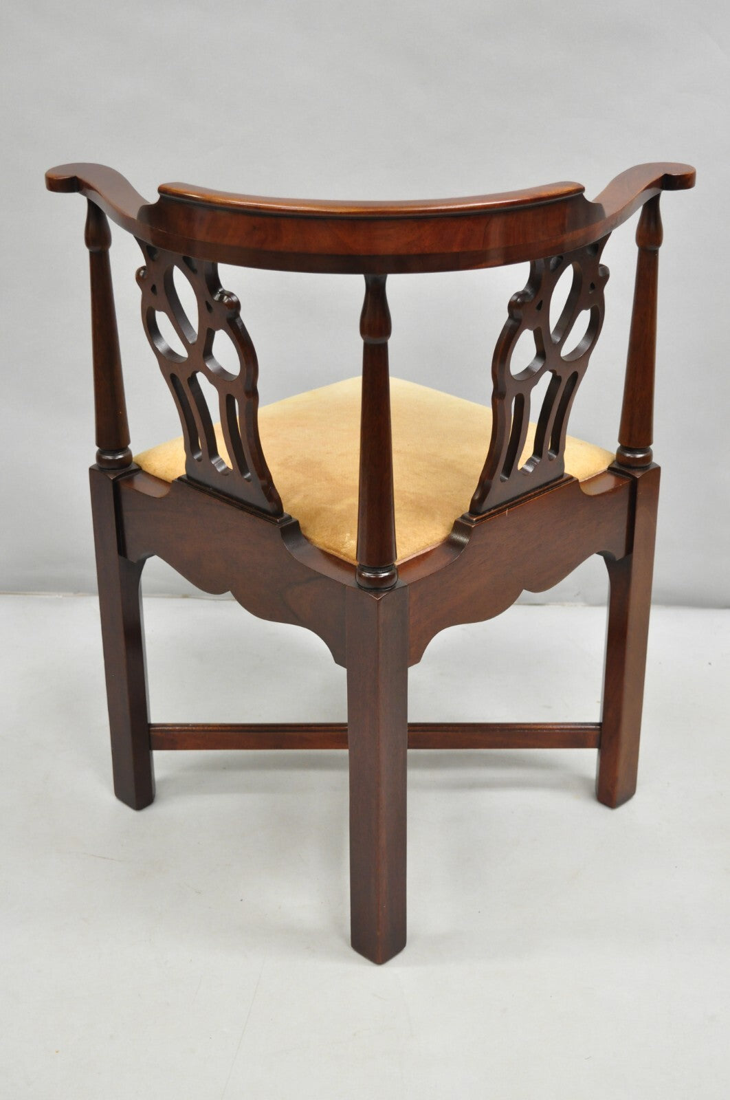 Vintage Hickory Chair Co Georgian Style Mahogany Corner Accent Side Chair