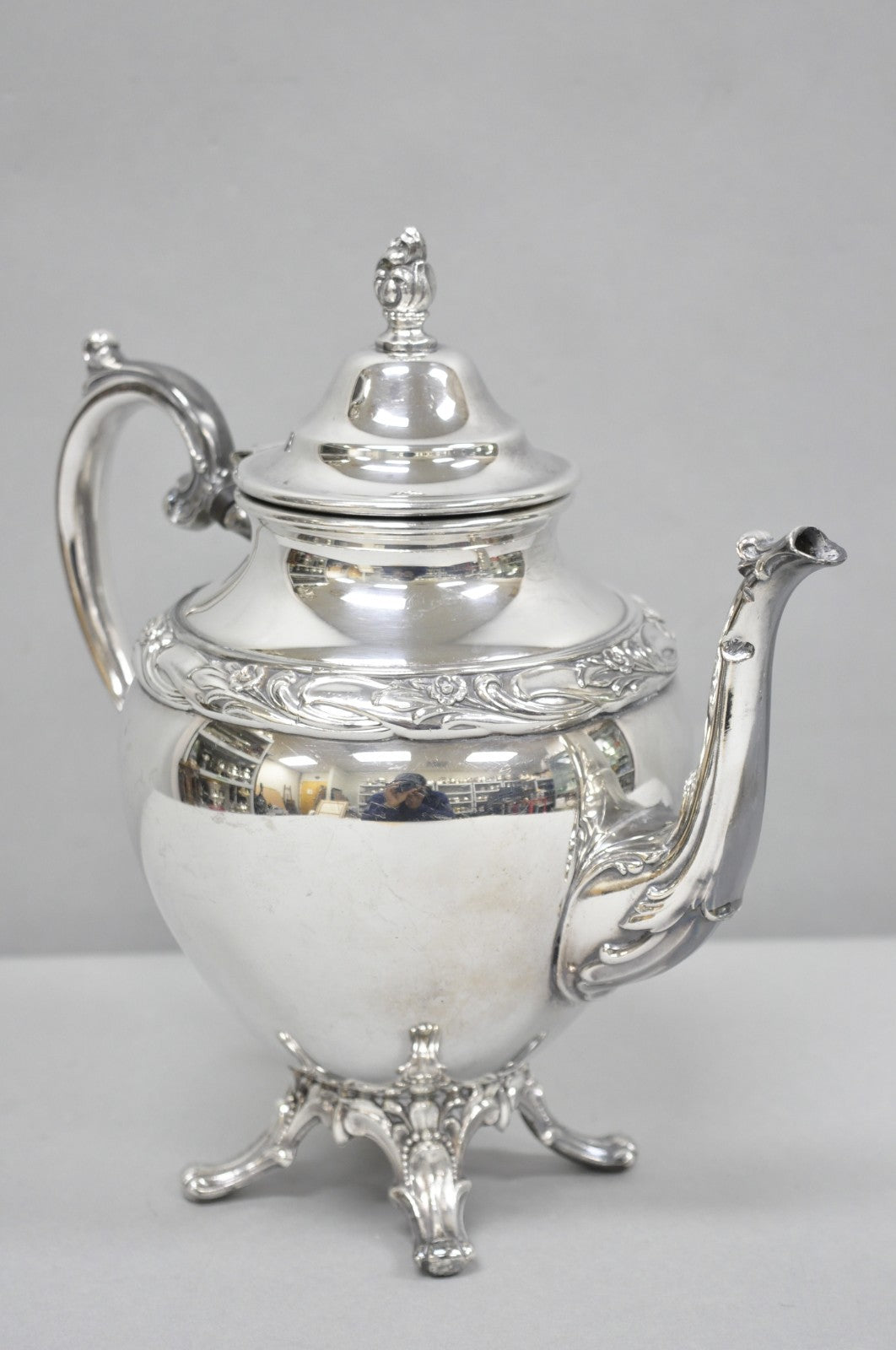 Vintage Rogers & Bro "Exquisite" 4602 Victorian Silver Plated Coffee Pot Teapot