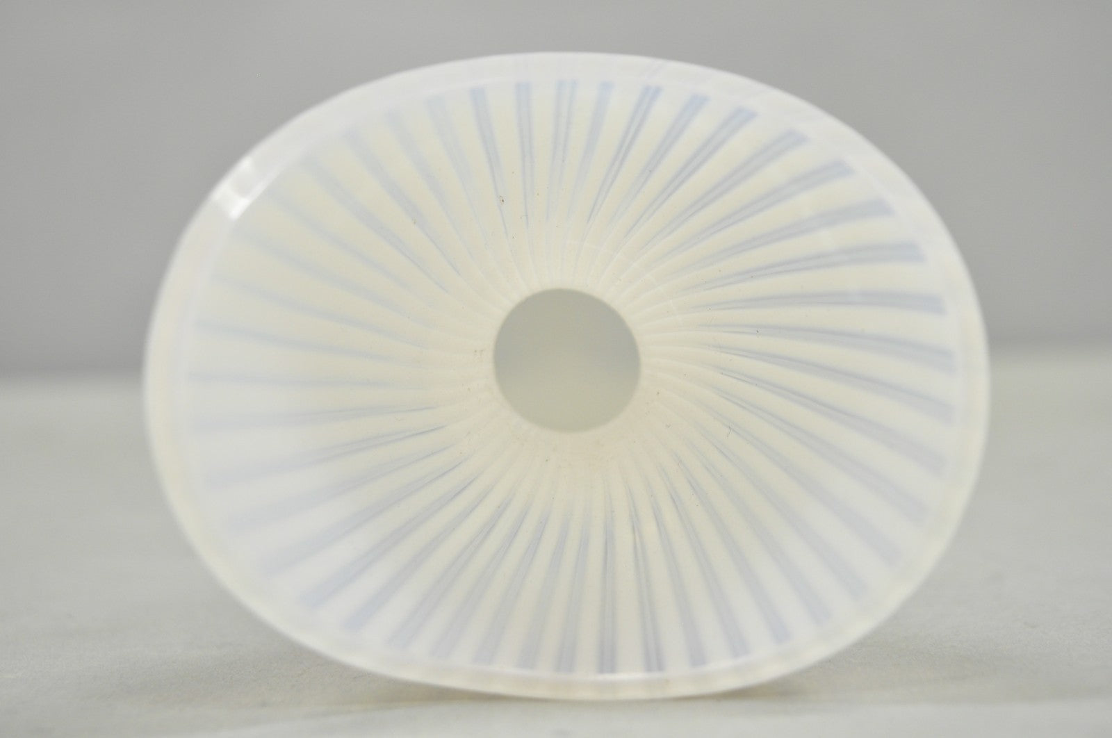 Vintage Uno Westerberg Spectra Pukeberg White Opalescent Glass Ribbed Vase